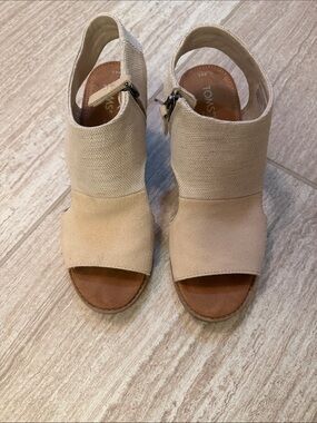TOMS Beige Open-Toe Slingback Wedge Espadrilles